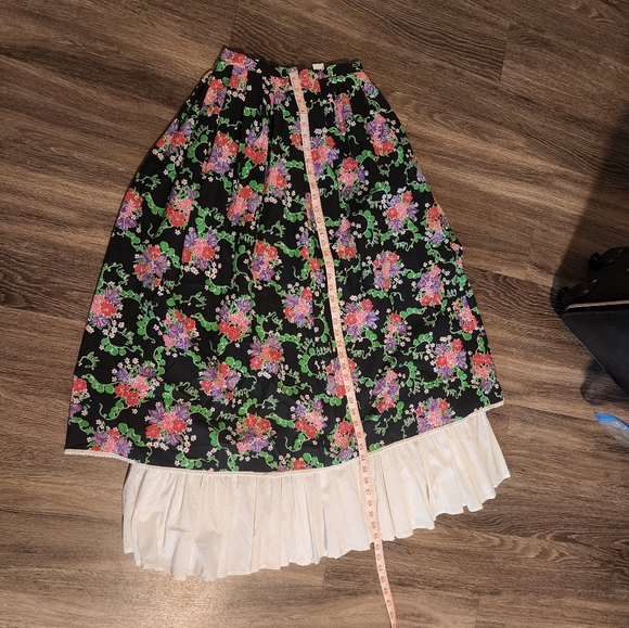 Lilly Pulitzer Black and Multicolor Floral High-Low Skirt Vintage 1960-1970